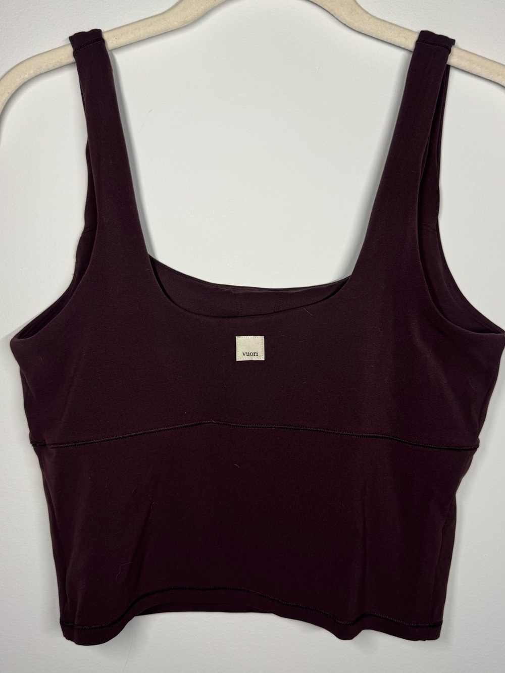 Vuori—-AllTheForm™ Support Tank - Raisin - Picture 3 of 3